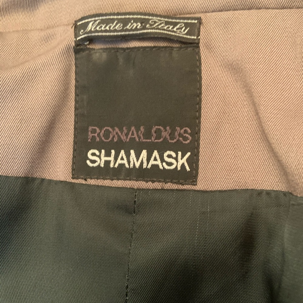 Ronaldus Shamask - Picture 3 of 5
